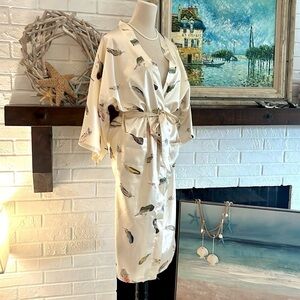 Valennia Kimono Robe,Belted, Excellent Condition, Champagne Feather, Size Medium